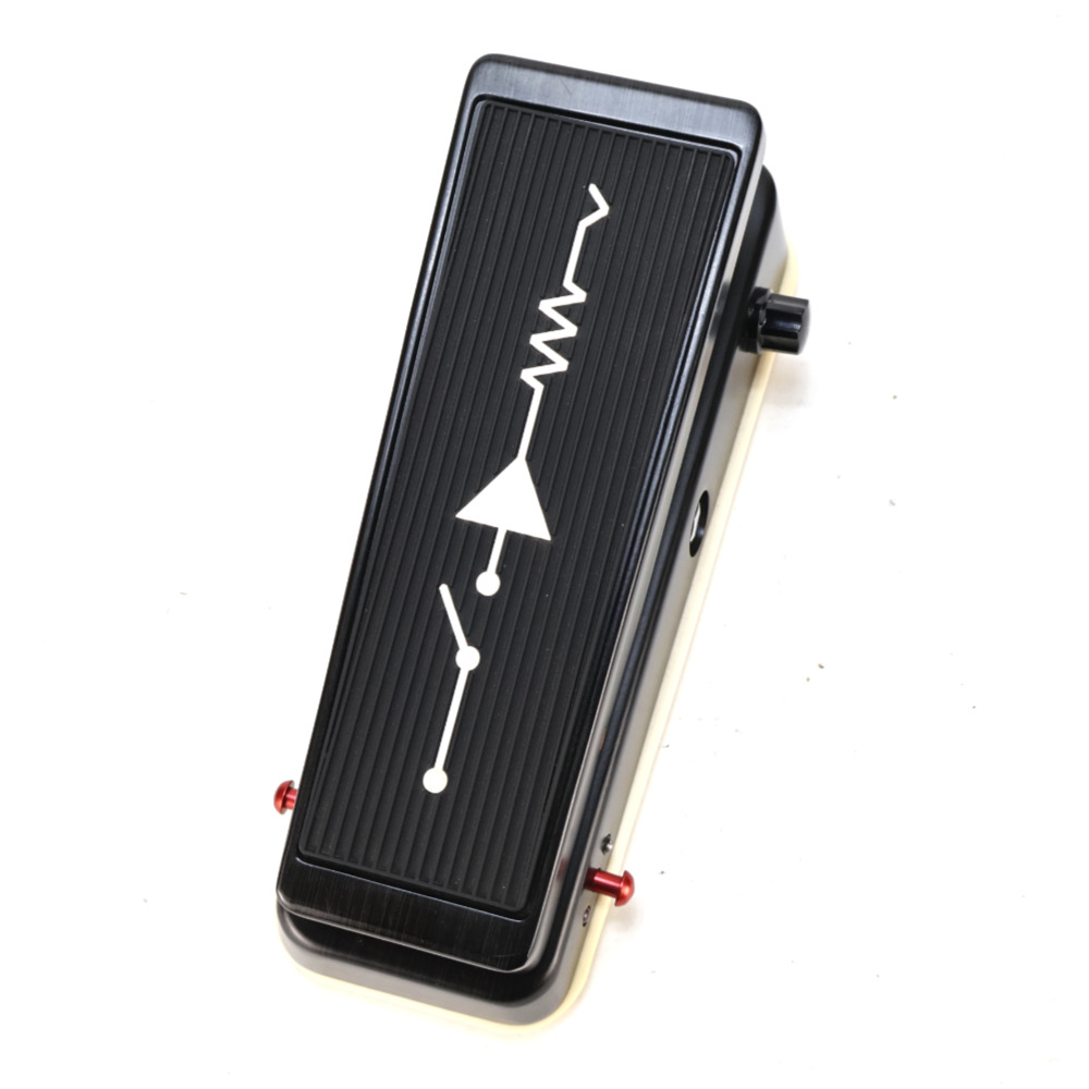 中古】 MXR MC404 CAE WAH DUAL INDUCTOR WAH ギターエフェクター