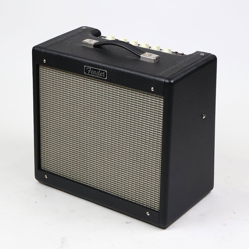 【中古】 Fender Blues Junior IV ギターアンプ コンボ 真空管アンプ 全体