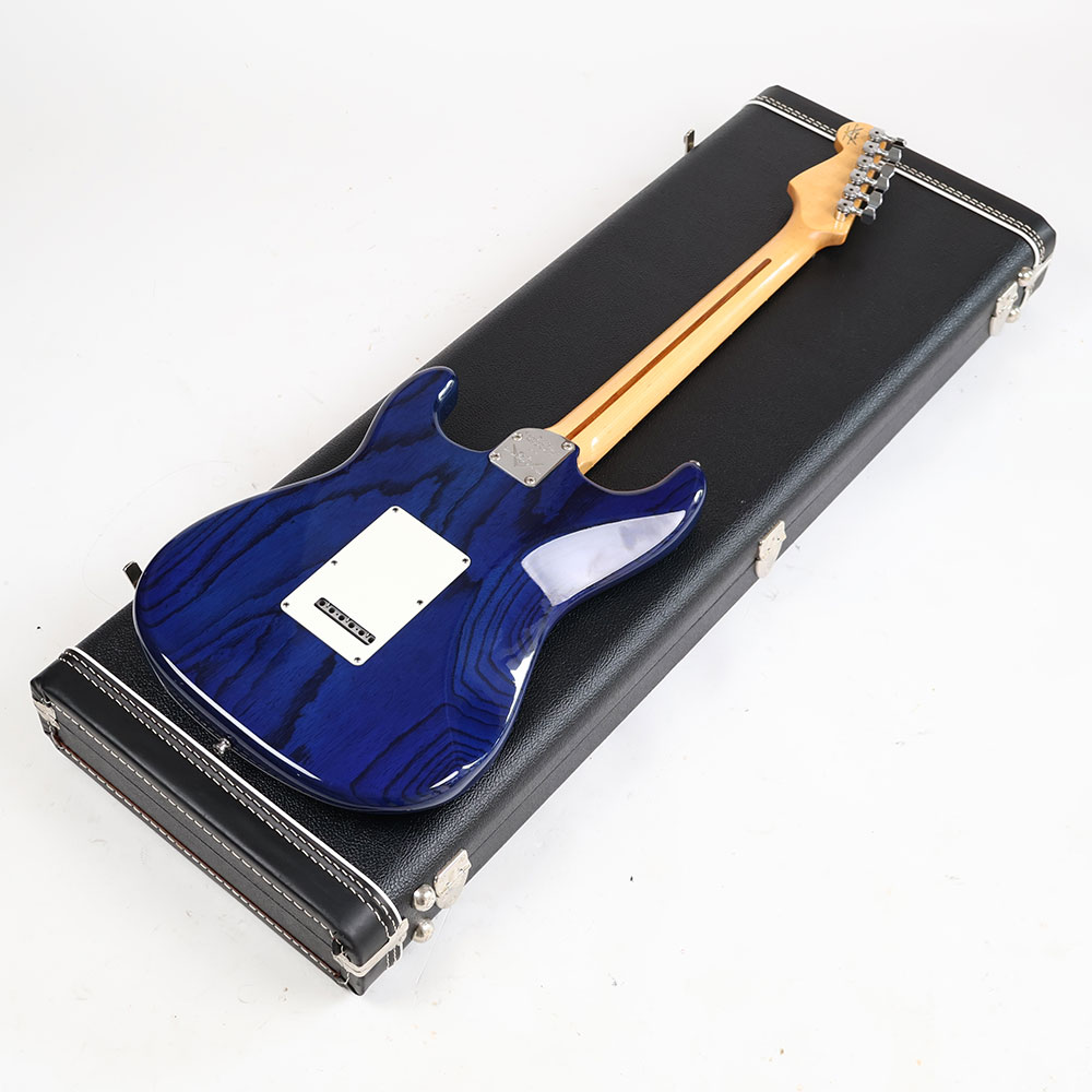 【中古】 エレキギター Fender Custom Shop Custom Amerincan Stratocaster NOS Cobalt Blue Transparent with Abigail Ybarra Abby Pickups 2013年製 Yamano Limited Edition 背面