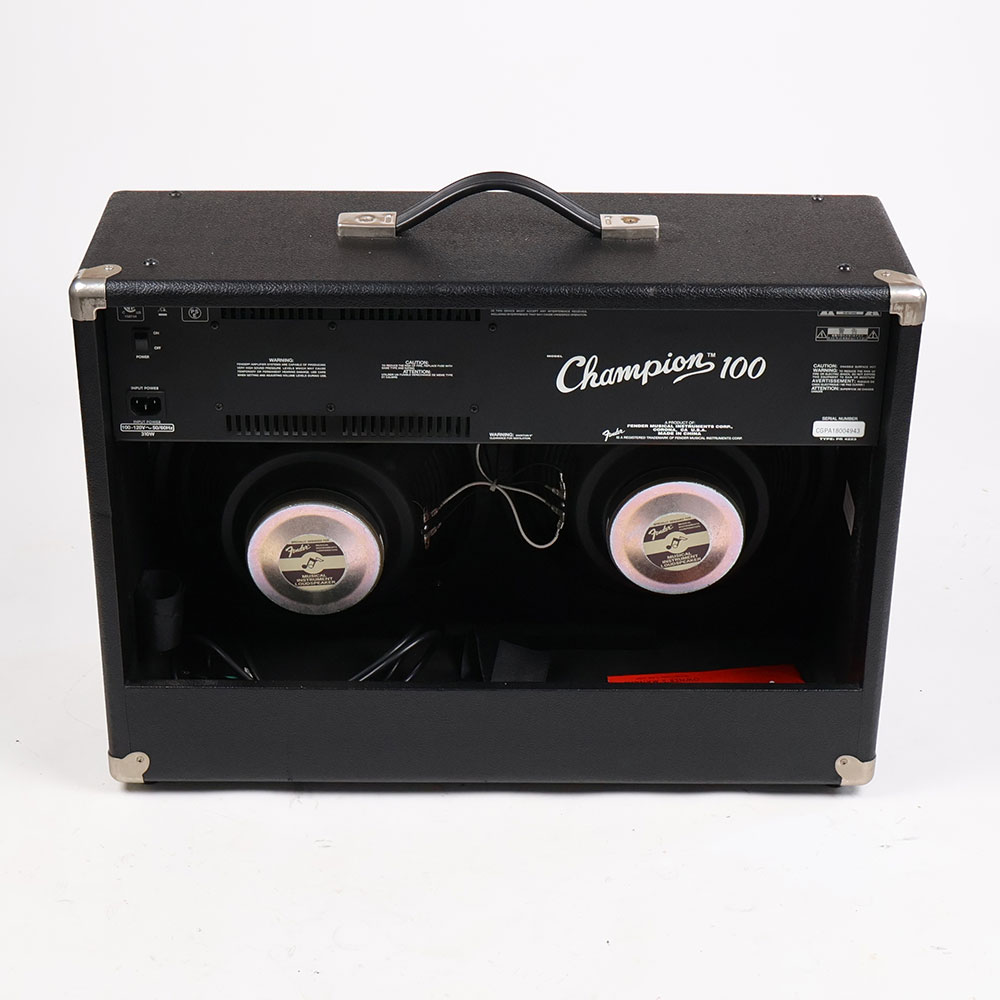 【中古】 ギターコンボアンプ FENDER Champion 100 背面