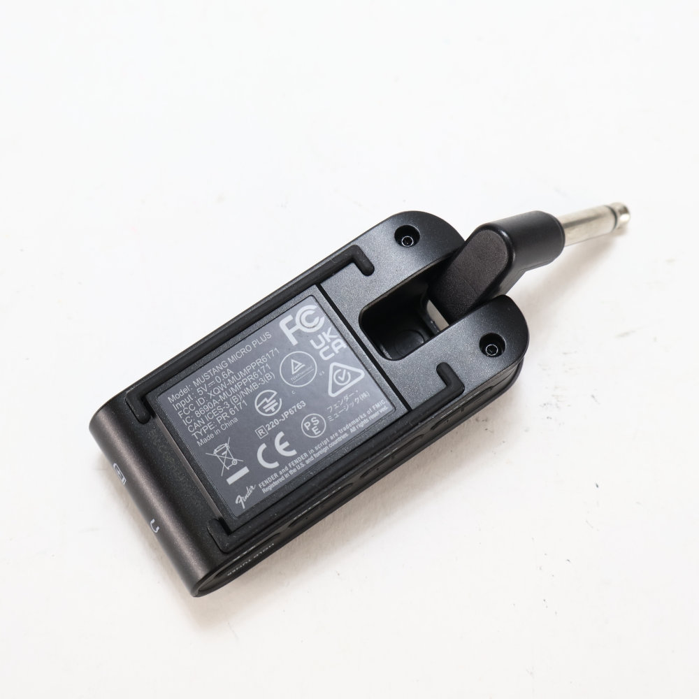 【中古】 Fender フェンダー Mustang Micro Plus ヘッドホンアンプ ギターアンプ ベースアンプ 底面