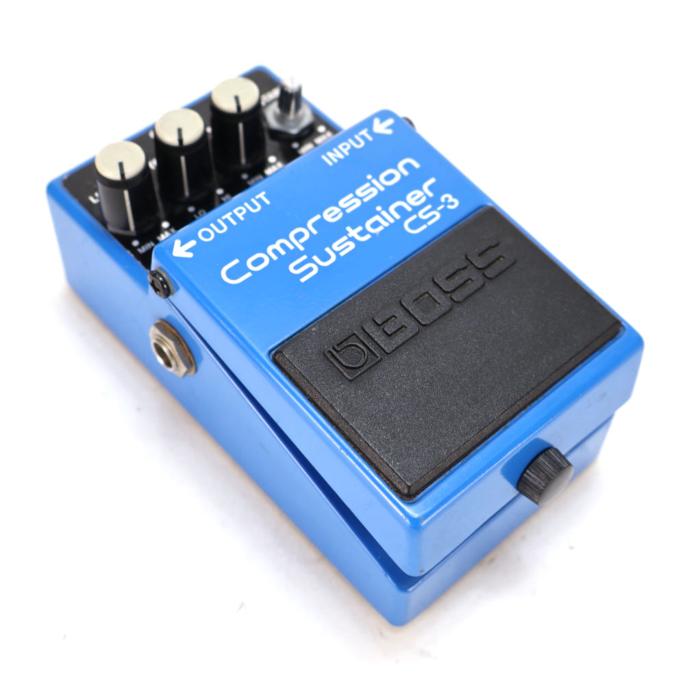 【中古】コンプレッサー エフェクター BOSS CS-3 Compression Sustainer ギターエフェクター 斜めアングル画像