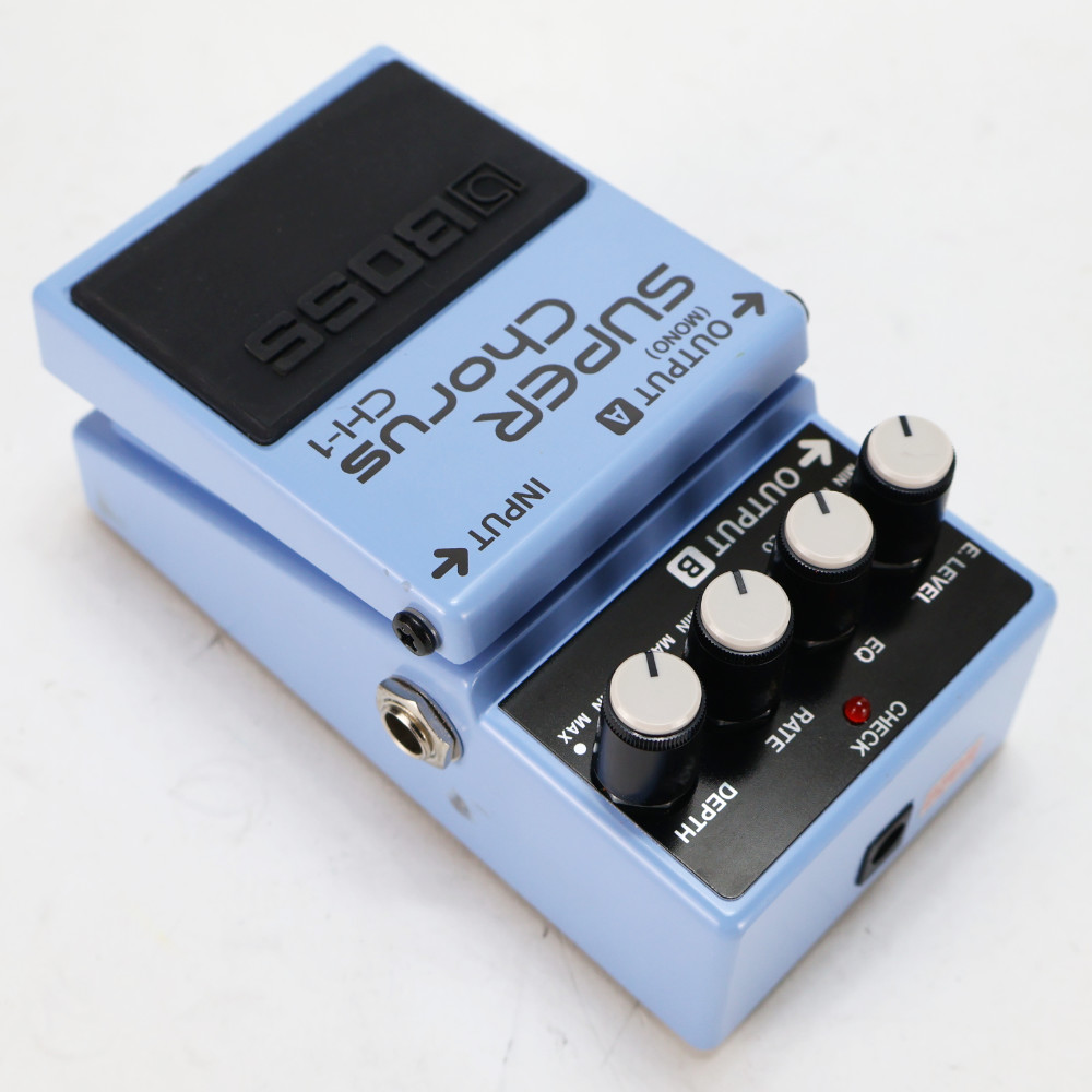 【中古】スーパーコーラス エフェクター BOSS CH-1 Super Chorus ギターエフェクター コーラス 本体画像 斜め