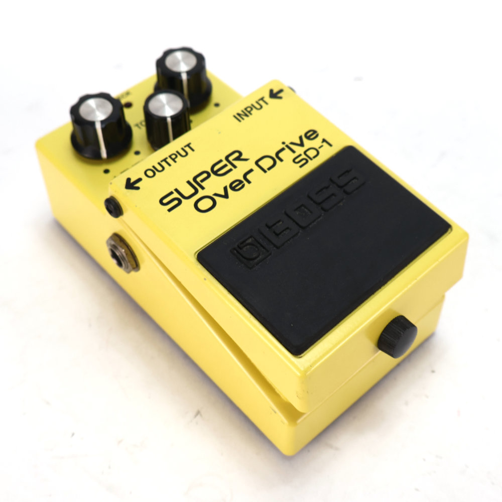 【中古】 スーパーオーバードライブ エフェクター BOSS SD-1 Super Over Drive ギターエフェクター 斜めアングル画像