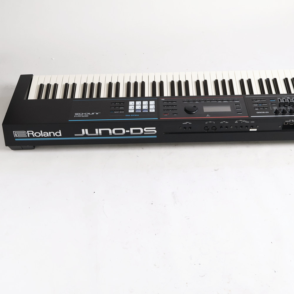 【中古】 ROLAND ローランド JUNO-DS88 シンセサイザー 側面