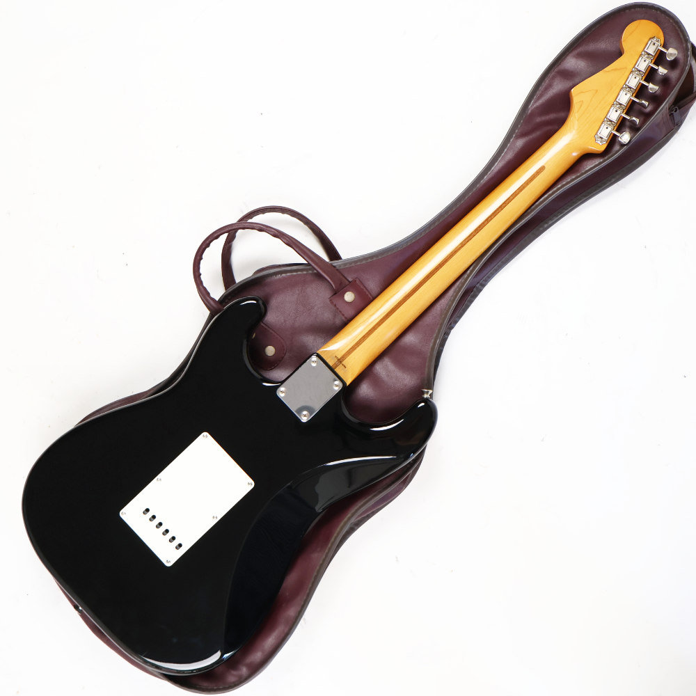 【中古】 エレクギター Fender Japan ST57-53 Black 1992年製 フェンダージャパン Stratocaster ボディバック画像