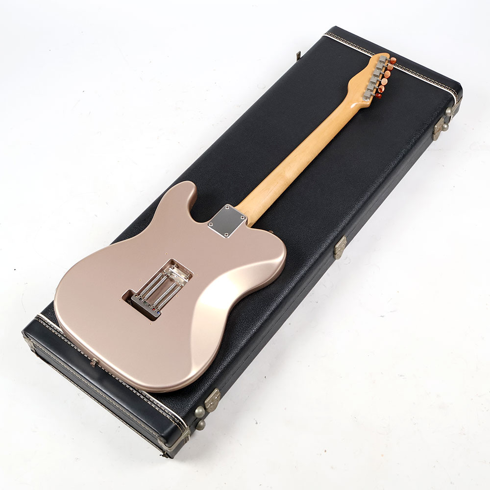 【中古】CURRENT カレント Kathy キャシー エレキギター 背面