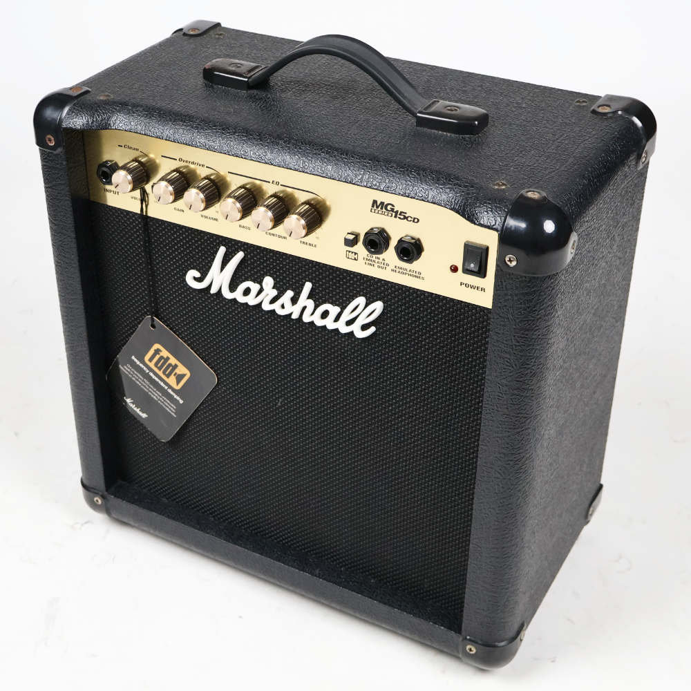 【中古】ギターアンプ マーシャル MARSHALL MG15CD 小型ギターアンプ コンボ 本体画像 斜め 