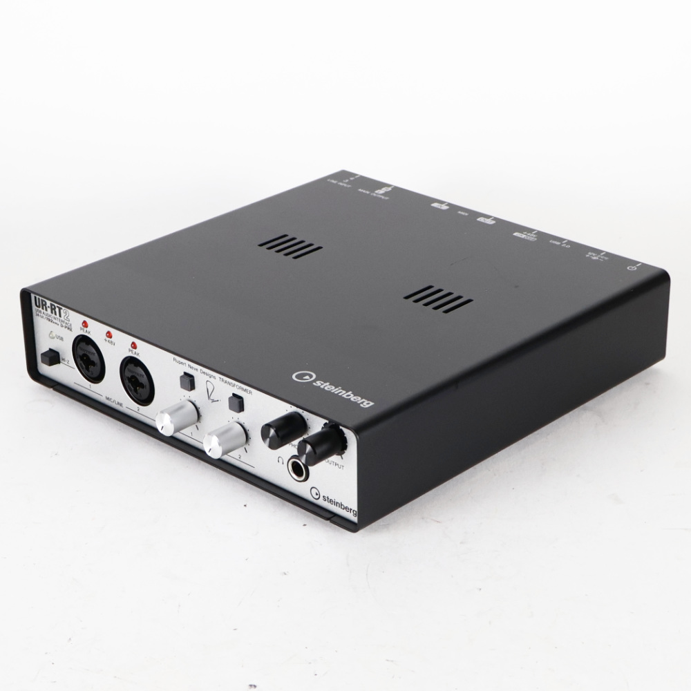 【中古】 オーディオインターフェイス Steinberg UR-RT2 スタインバーグ Rupert Neve Designs トランスフォーマー2基搭載 本体画像 斜め 