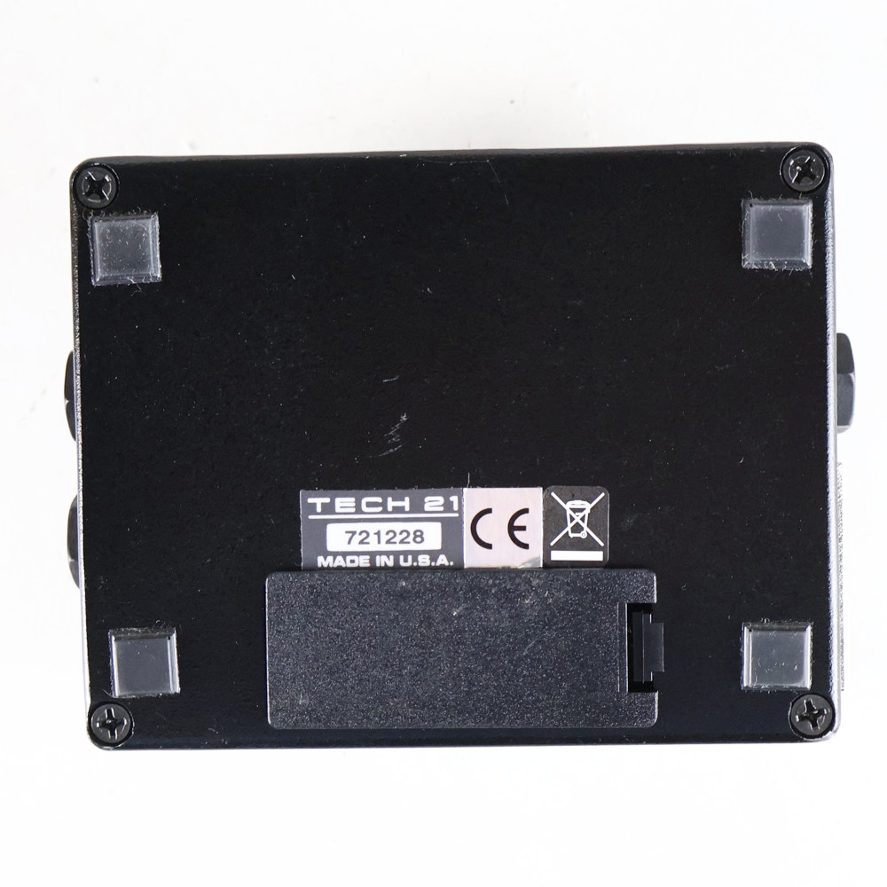 【中古】サンズアンプ ベースドライバーDI TECH21 SansAmp BASS DRIVER DI 旧仕様 ベース用DI プリアンプ 裏面
