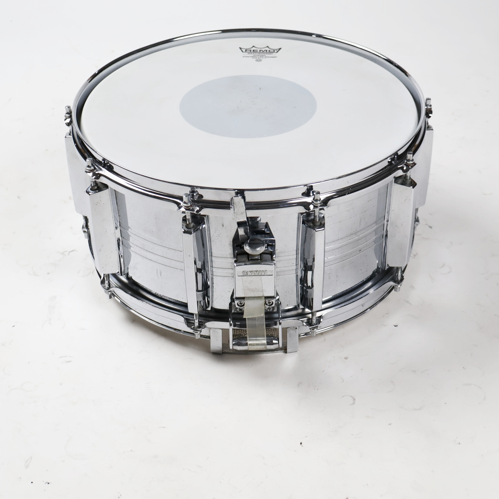 【中古】 スネアドラム ヤマハ YAMAHA SD-965M Seamless Steel Shell 14x6.5 Made in Japan 側面