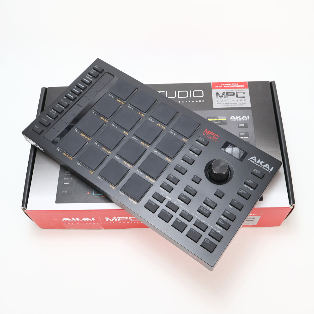 【中古】 アカイ AKAI Professional MPC Studio MPCソフトウェア専用音楽制作コントローラー