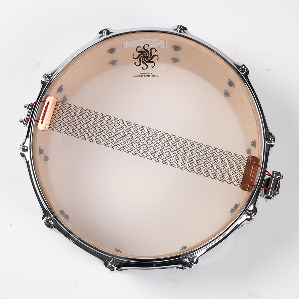 【中古】 スネアドラム サカエ SAKAE OSAKA HERITAGE SD1455MA/M-PW Maple Snare Mighty Halo Pearl White 裏面