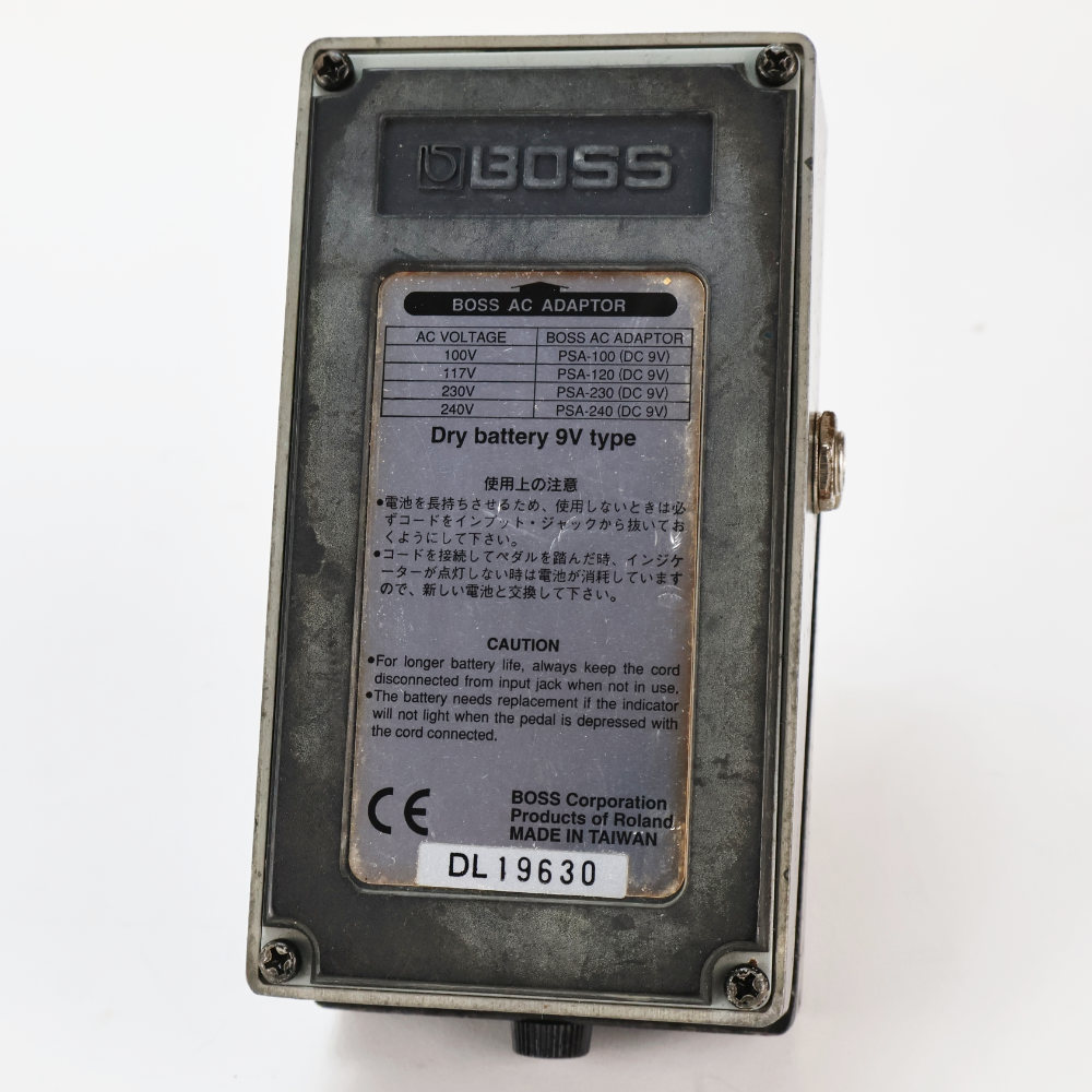 【中古】メタルゾーン エフェクター BOSS MT-2 Metal Zone ボス ギターエフェクター 本体画像 裏