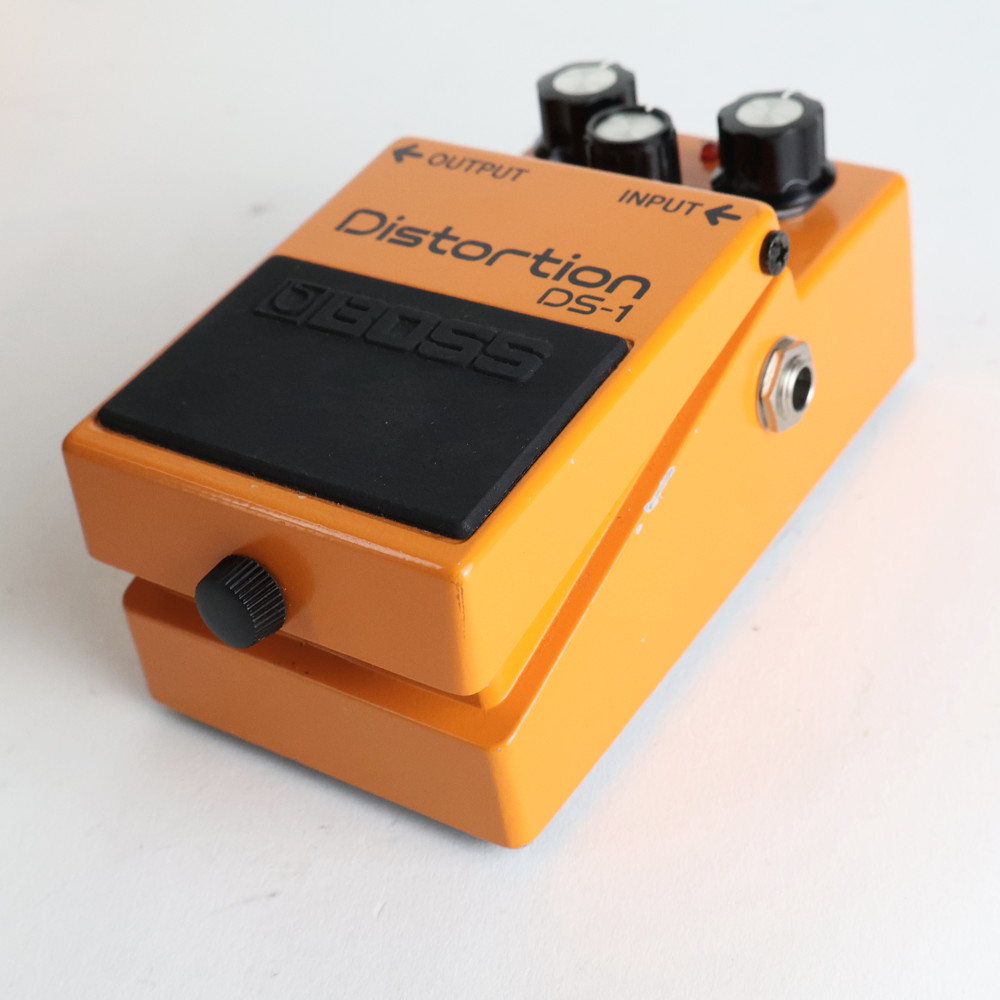 【中古】 ディストーション エフェクター BOSS DS-1 Distortion Made in Japan ギターエフェクター 側面