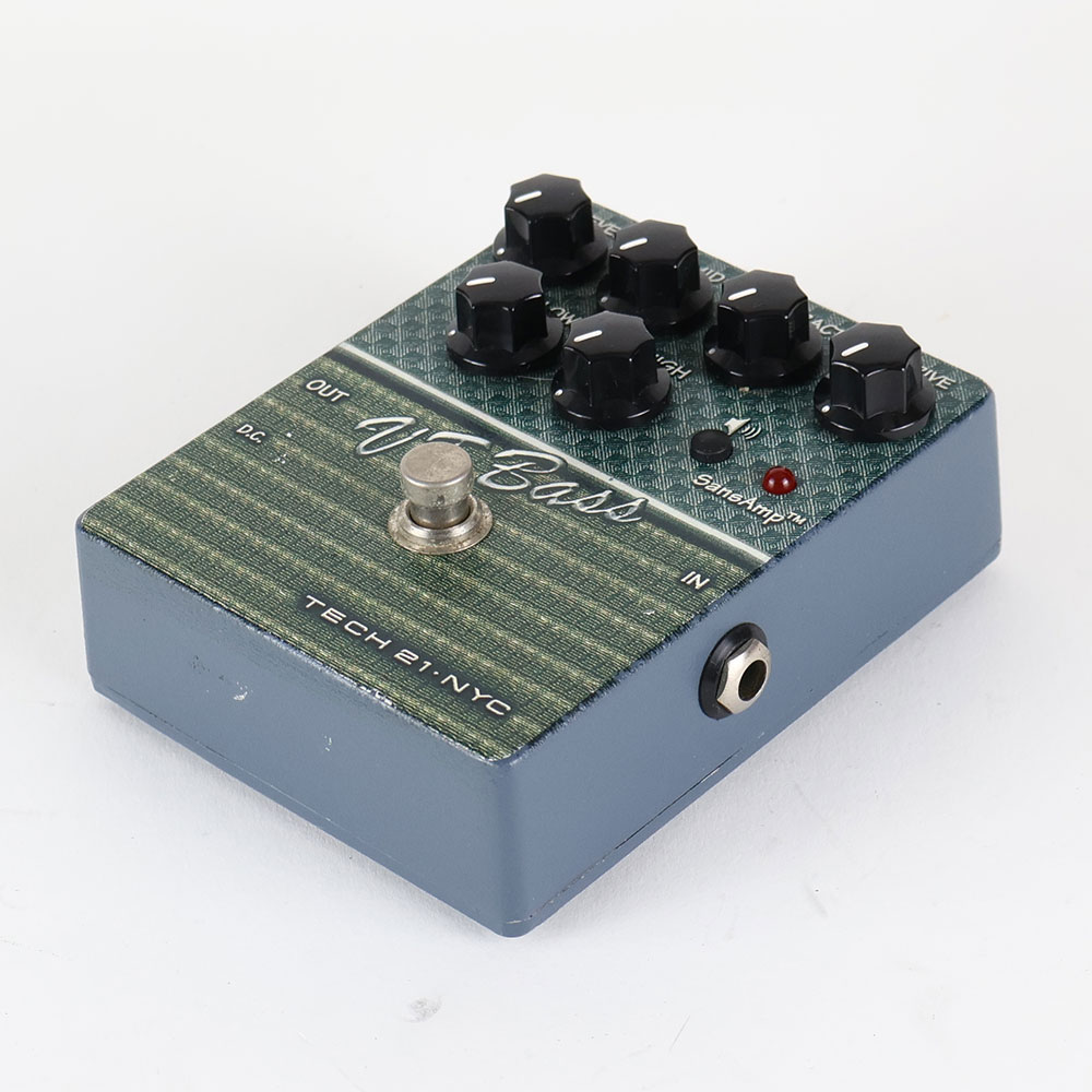 【中古】 ベースプリアンプ エフェクター TECH21 SansAmp VT Bass ベース用アンプシミュレーター ベースエフェクター 全体