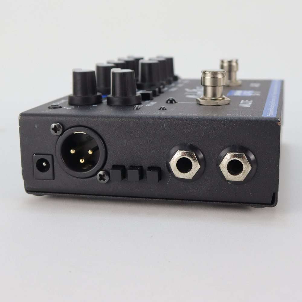 【中古】 ベースプリアンプ EBS Micro Bass II マイクロベース2 ダイレクトボックス DI 側面