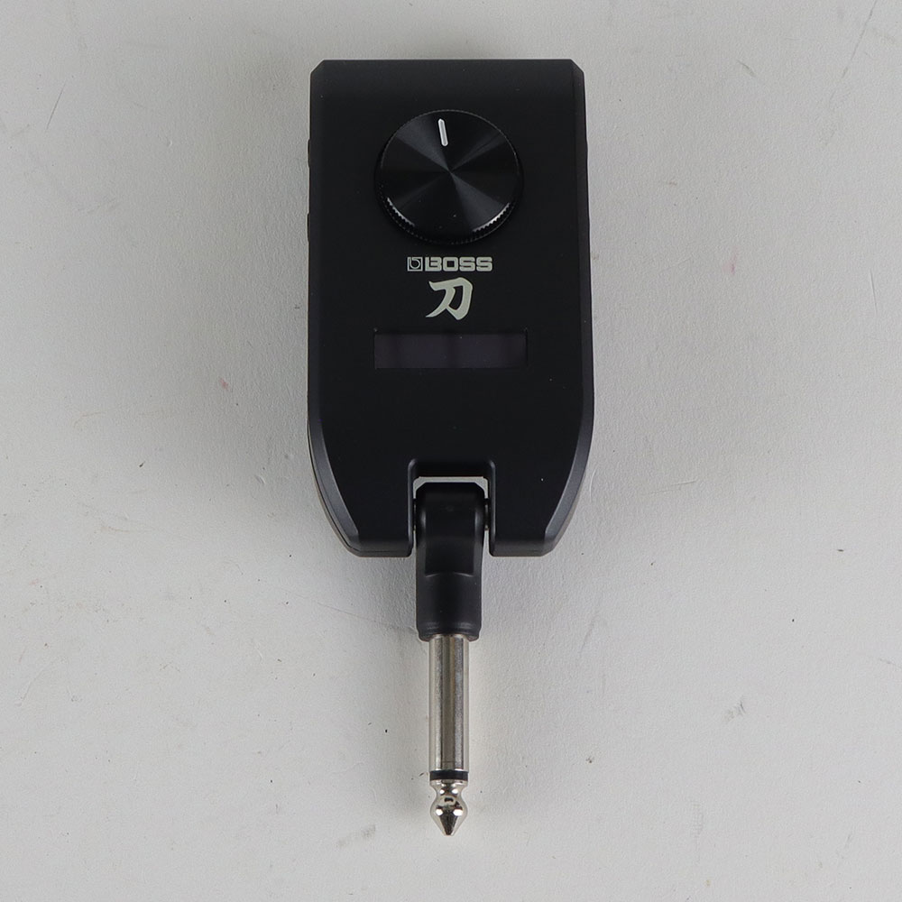 【中古】 ギターヘッドホンアンプ BOSS KTN-GO KATANA GO 第一世代 ギターアンプ エフェクター ボス 正面