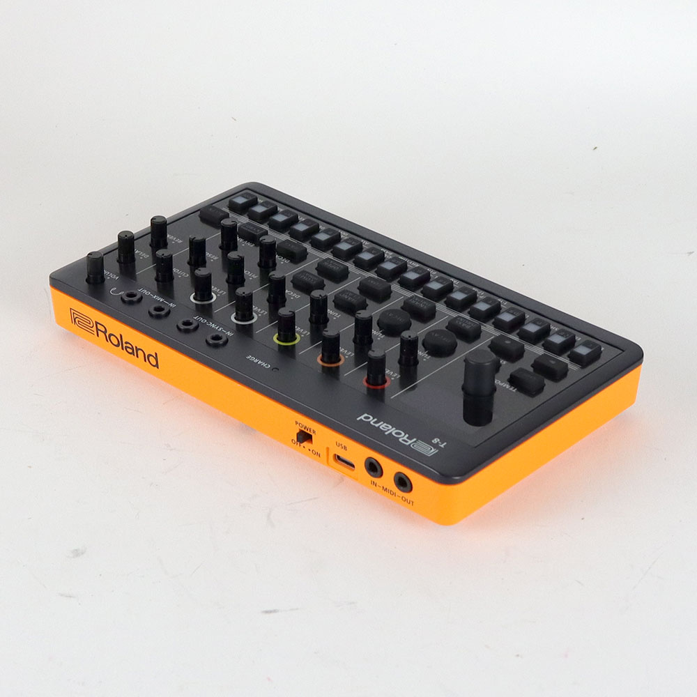 【中古】 ROLAND T-8 BEAT MACHINE AIRA COMPACT ビートマシン シーケンサー リズムマシン 全体