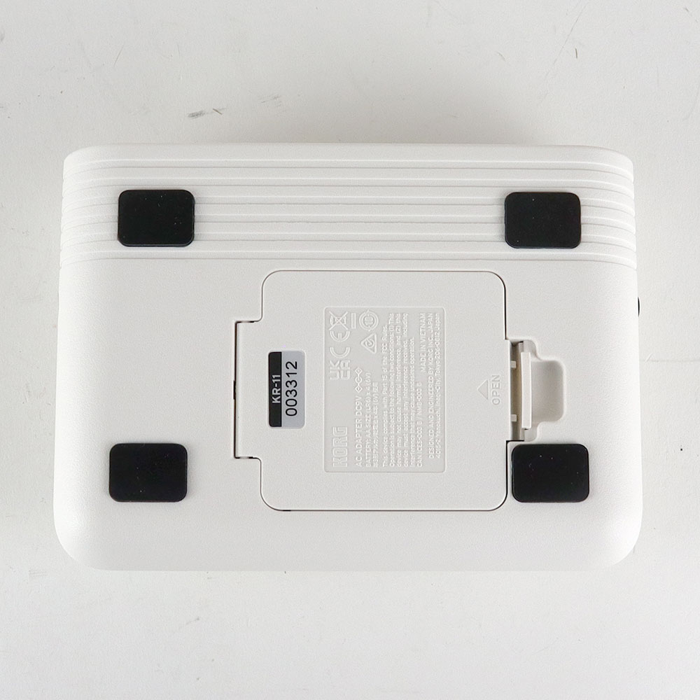 【中古】 リズムマシン リズムボックス コルグ KORG KR-11 リズム ボックス 裏面