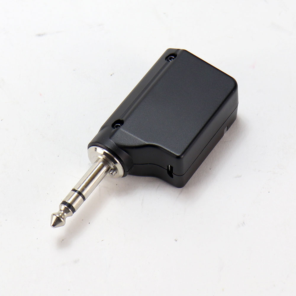【中古】 ワザエアー BOSS WAZA-AIR ワイヤレスギターアンプシステム 全体