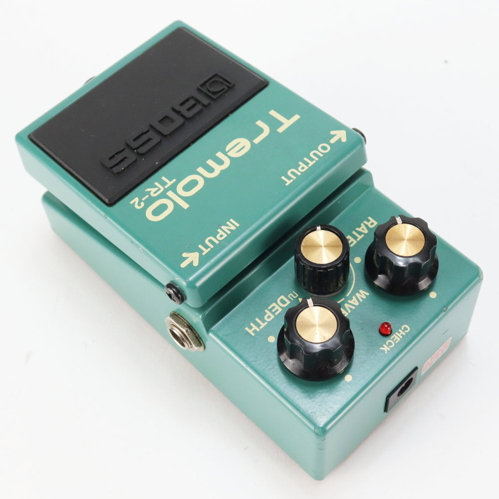 【中古】 トレモロ エフェクター BOSS TR-2 Tremolo ギターエフェクター 本体画像 斜め 