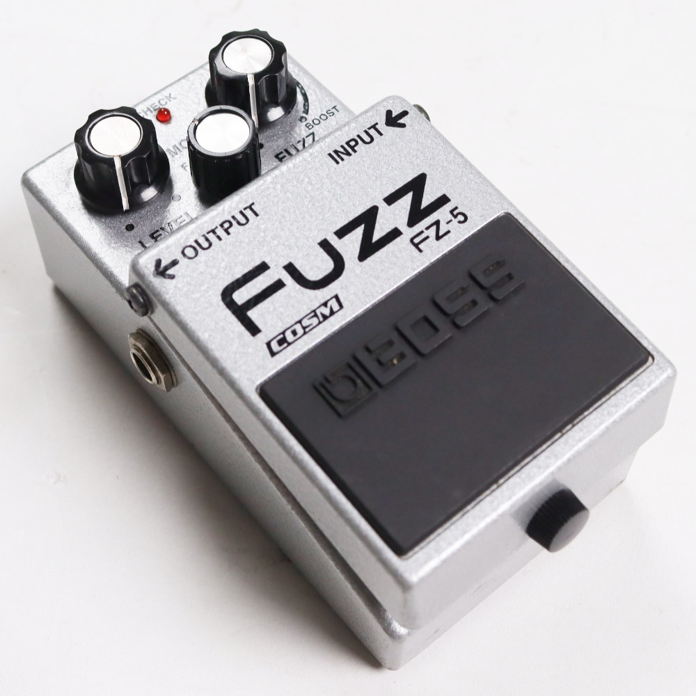 【中古】 ファズ  エフェクター BOSS FZ-5 Fuzz ボス ギターエフェクター 本体画像 斜め 2