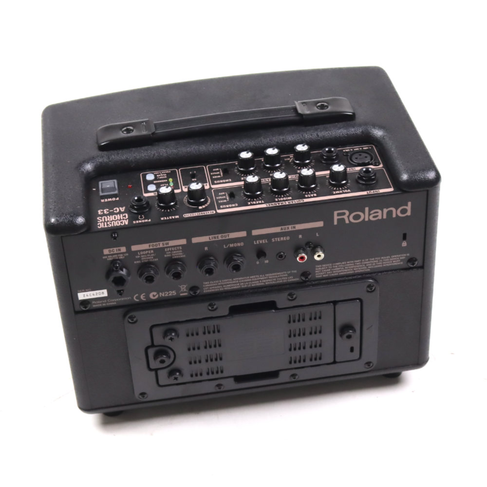 【中古】 アコギアンプ ローランド ROLAND AC-33 アコースティックギター用アンプ アコギアンプ ブラック リア画像