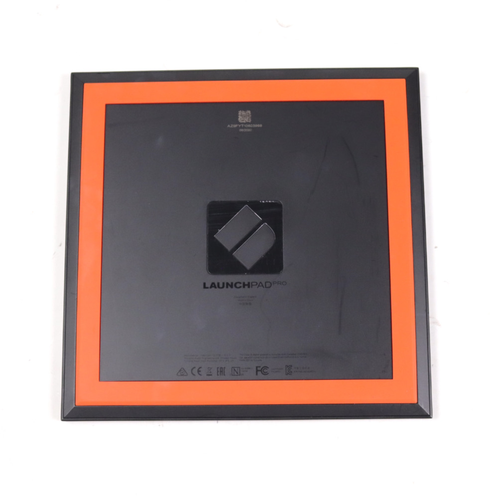 【中古】 novation Launchpad Pro MK3 MIDIコントローラー パッドコントローラー ボトム画像