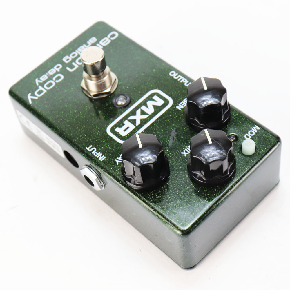 【中古】 アナログディレイ エフェクター MXR M-169 Carbon Copy Analog Delay カーボンコピー ディレイ ギターエフェクター M169 本体画像 斜め