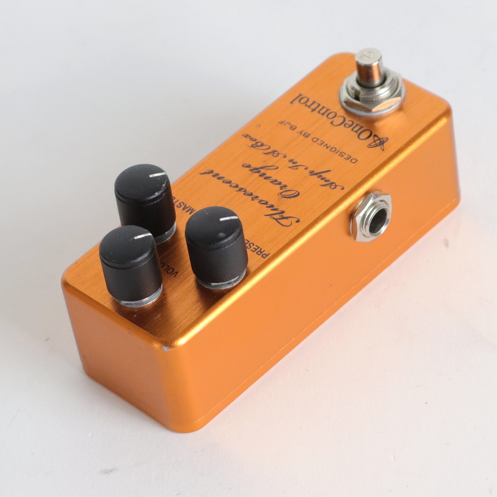 【中古】 One Control FLUORESCENT ORANGE AIAB Amp In A Box 旧デザイン オーバードライブ ギターエフェクター 側面
