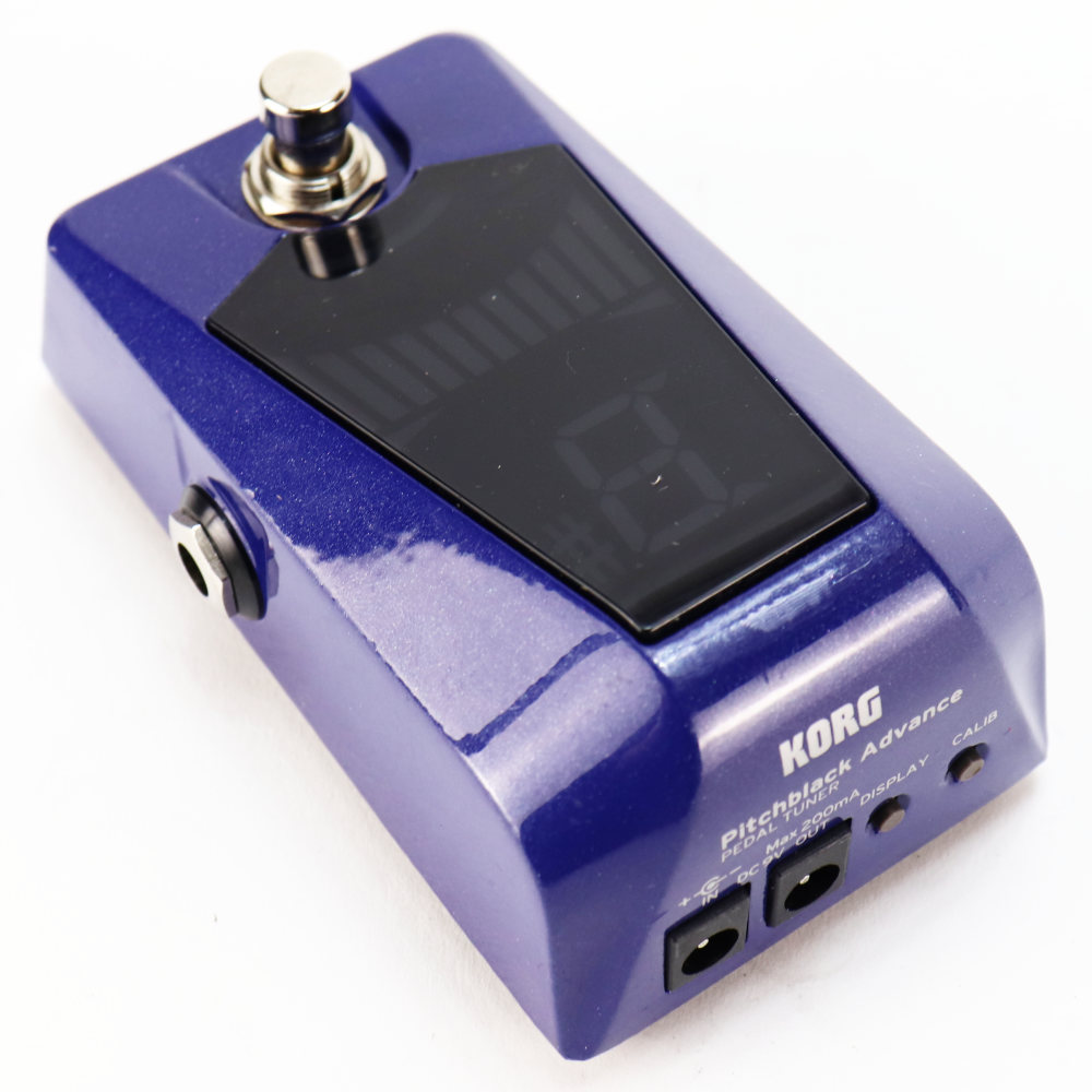 【中古】 ペダルチューナー KORG Pitchblack Advance PB-AD スパークルブルー 本体画像 斜め 