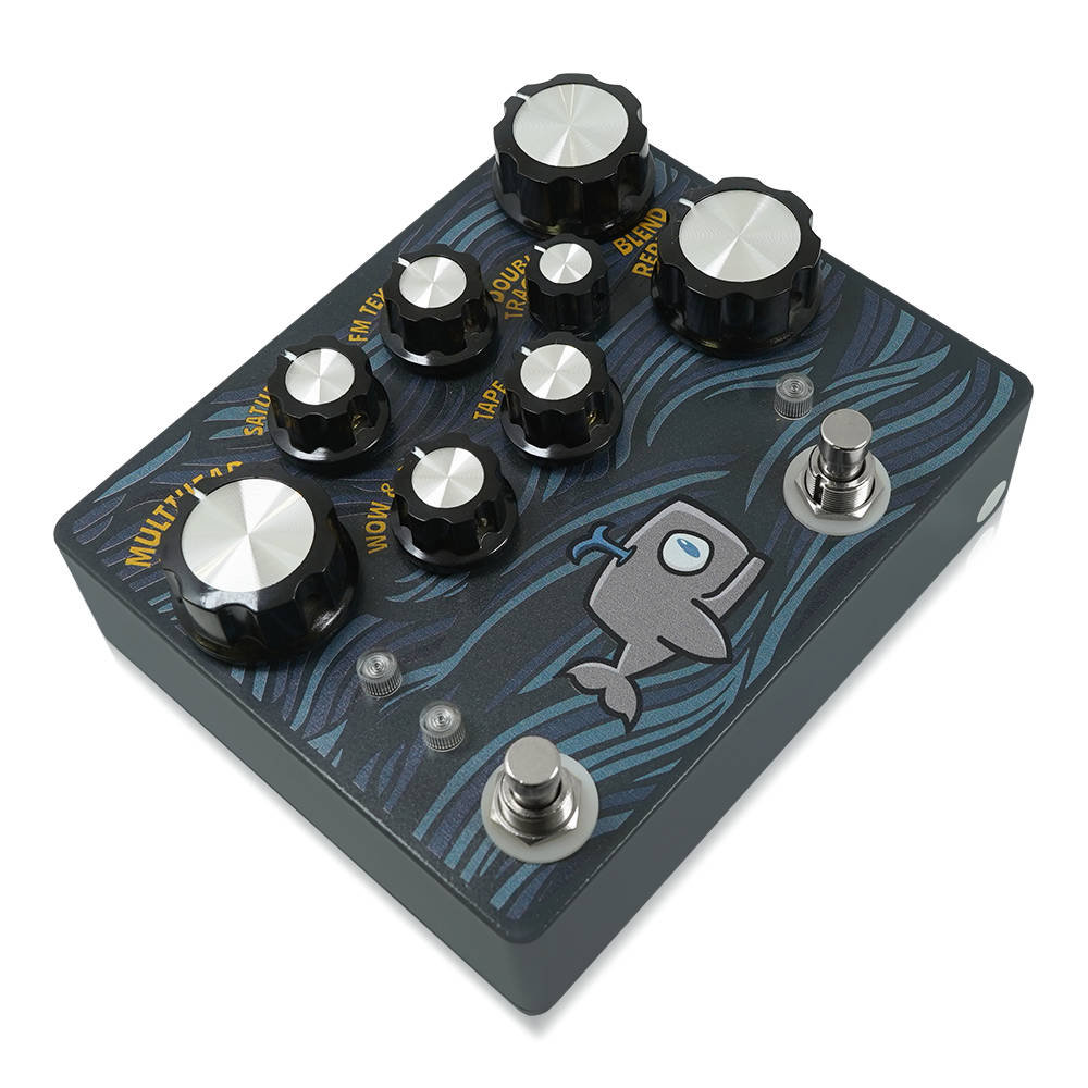 Hungry Robot Pedals ハングリーロボットペダルズ The Moby Dick ディレイ ギターエフェクター 斜めアングル画像