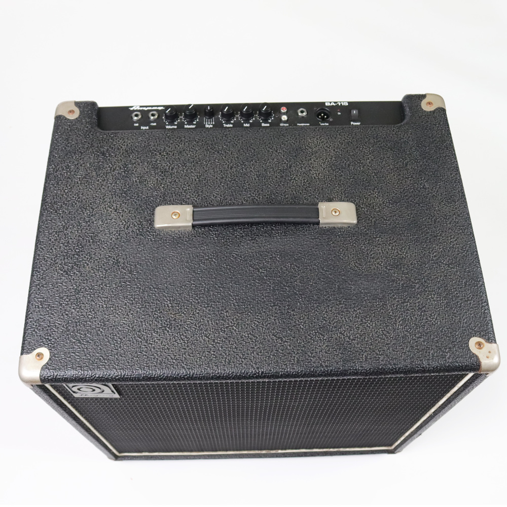 【中古】 ベースコンボアンプ アンペグ Ampeg BA-115 ベース用コンボアンプ 取手