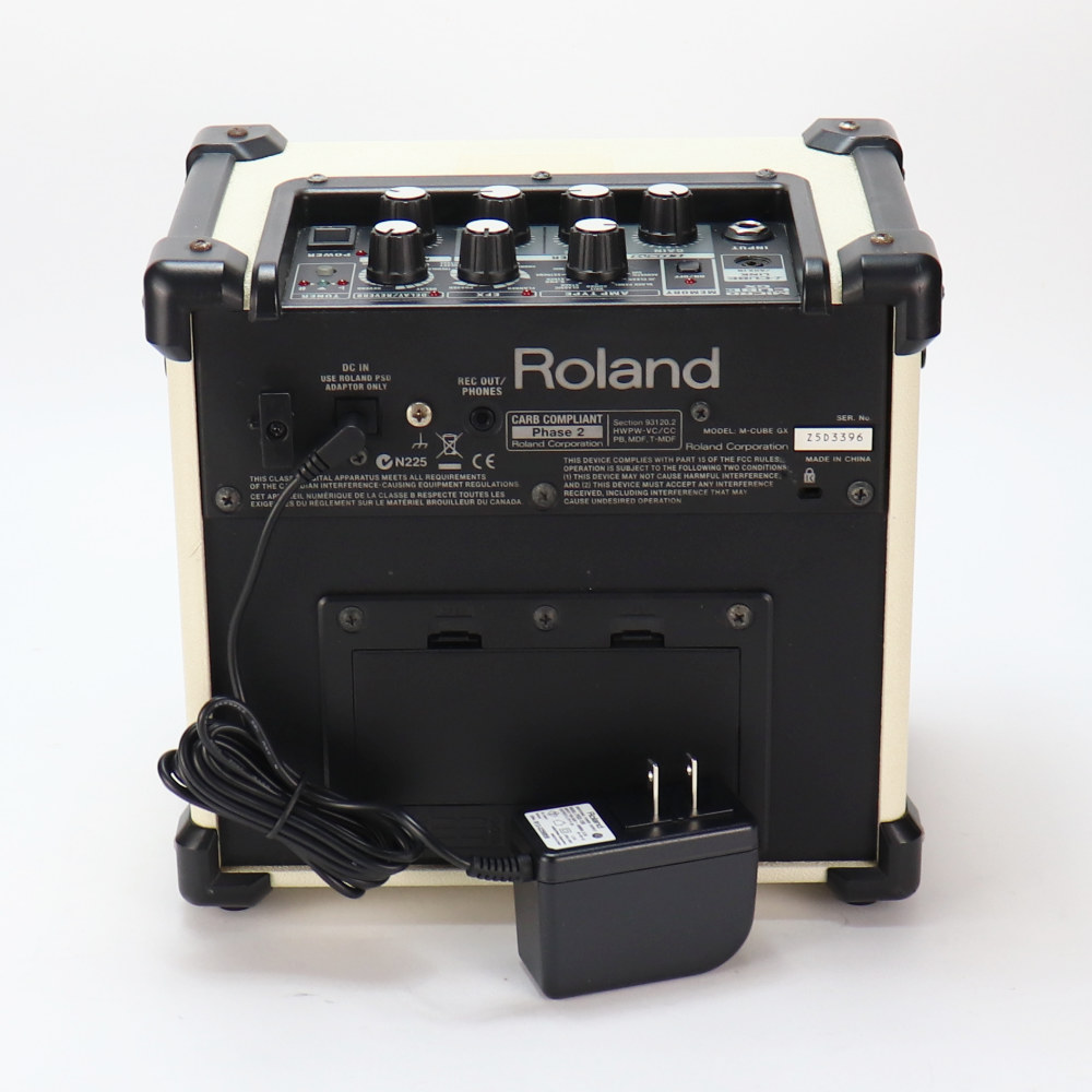 【中古】 ギターアンプ Roland MICRO CUBE GX WHITE 本体画像 裏