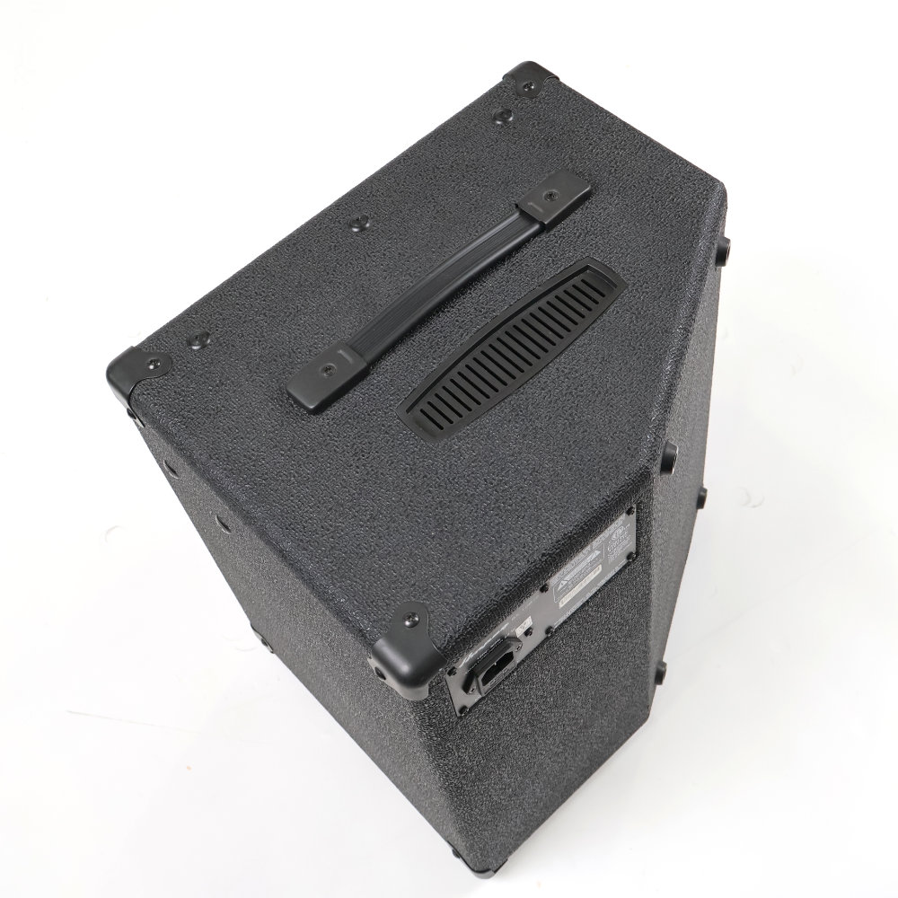 【中古】 ベースコンボアンプ アンペグ Ampeg BA-108 v2 20W出力 小型ベースコンボアンプ 詳細画像