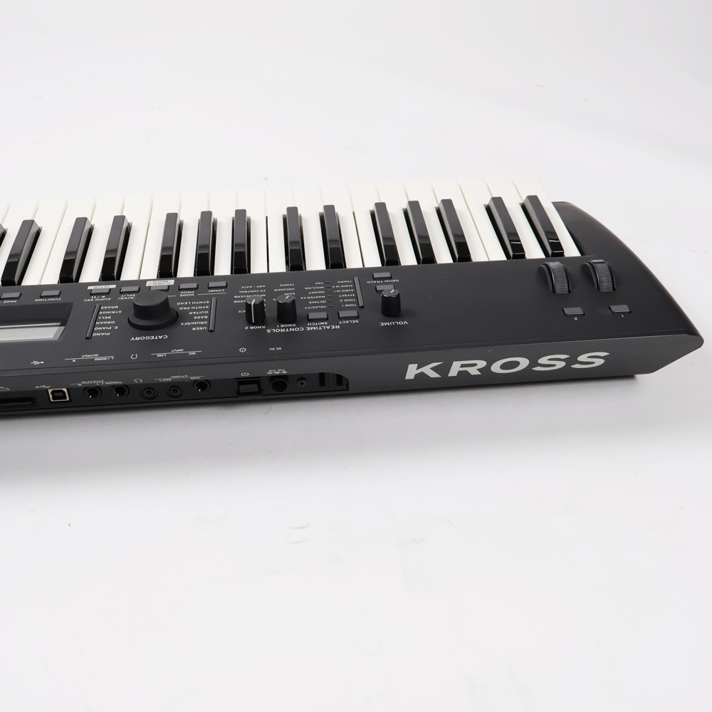 【中古】 KORG KROSS2-61-MB マットブラック シンセサイザー 側面