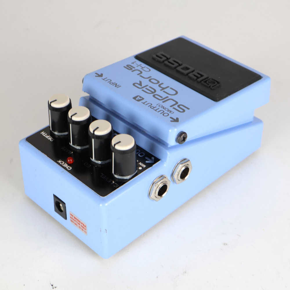 【中古】スーパーコーラス エフェクター BOSS CH-1 Super Chorus ギターエフェクター コーラス リア斜めアングル画像
