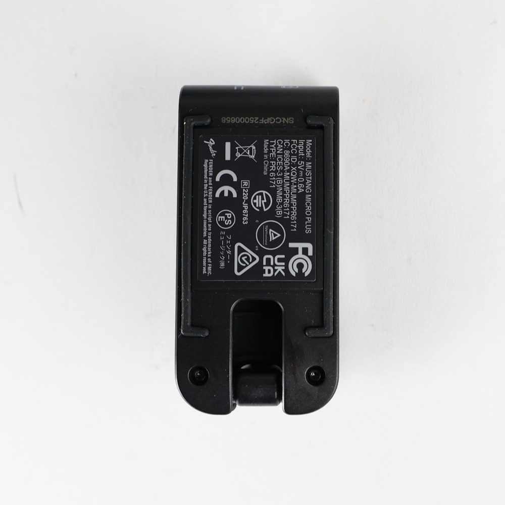 【中古】 Fender フェンダー Mustang Micro Plus ヘッドホンアンプ ギターアンプ ベースアンプ 裏面