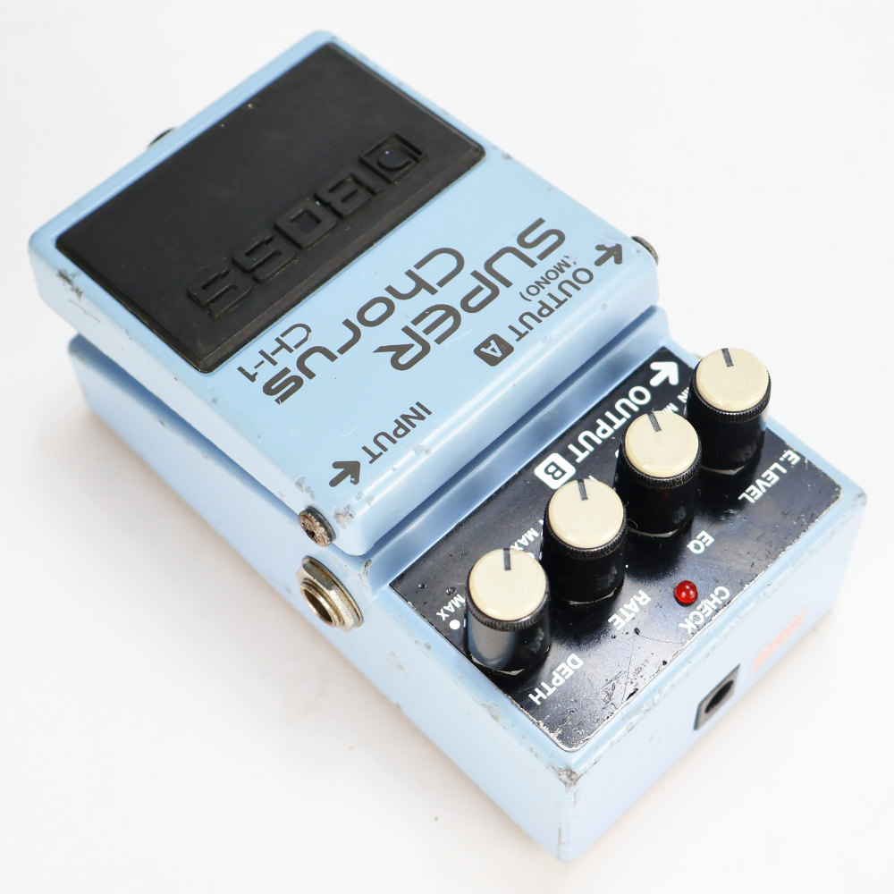 【中古】スーパーコーラス エフェクター BOSS CH-1 Super Chorus ギターエフェクター コーラス 本体画像 斜め