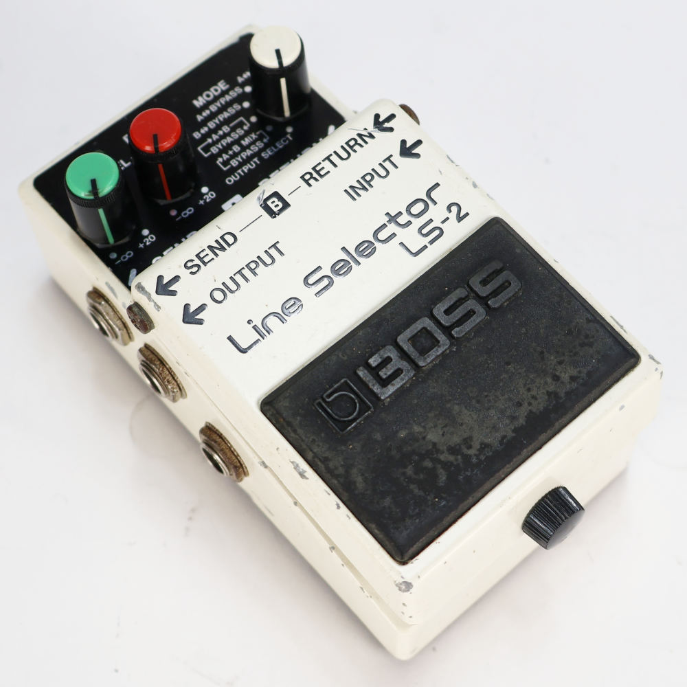 【中古】 ラインセレクター エフェクター BOSS LS-2 Line Selector ギター ベースエフェクター 本体画像 斜め 2