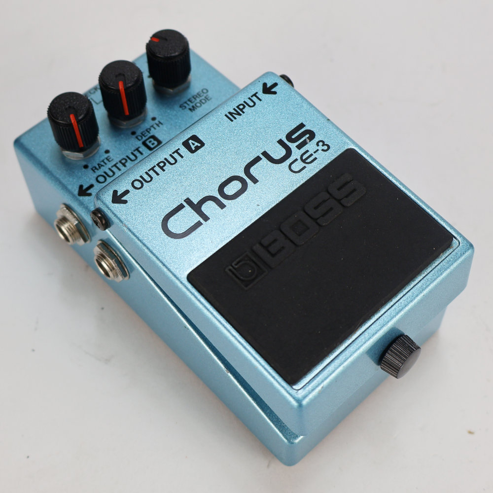 【中古】 コーラス エフェクター BOSS CE-3 Chorus Made in JAPAN ギターエフェクター 全体