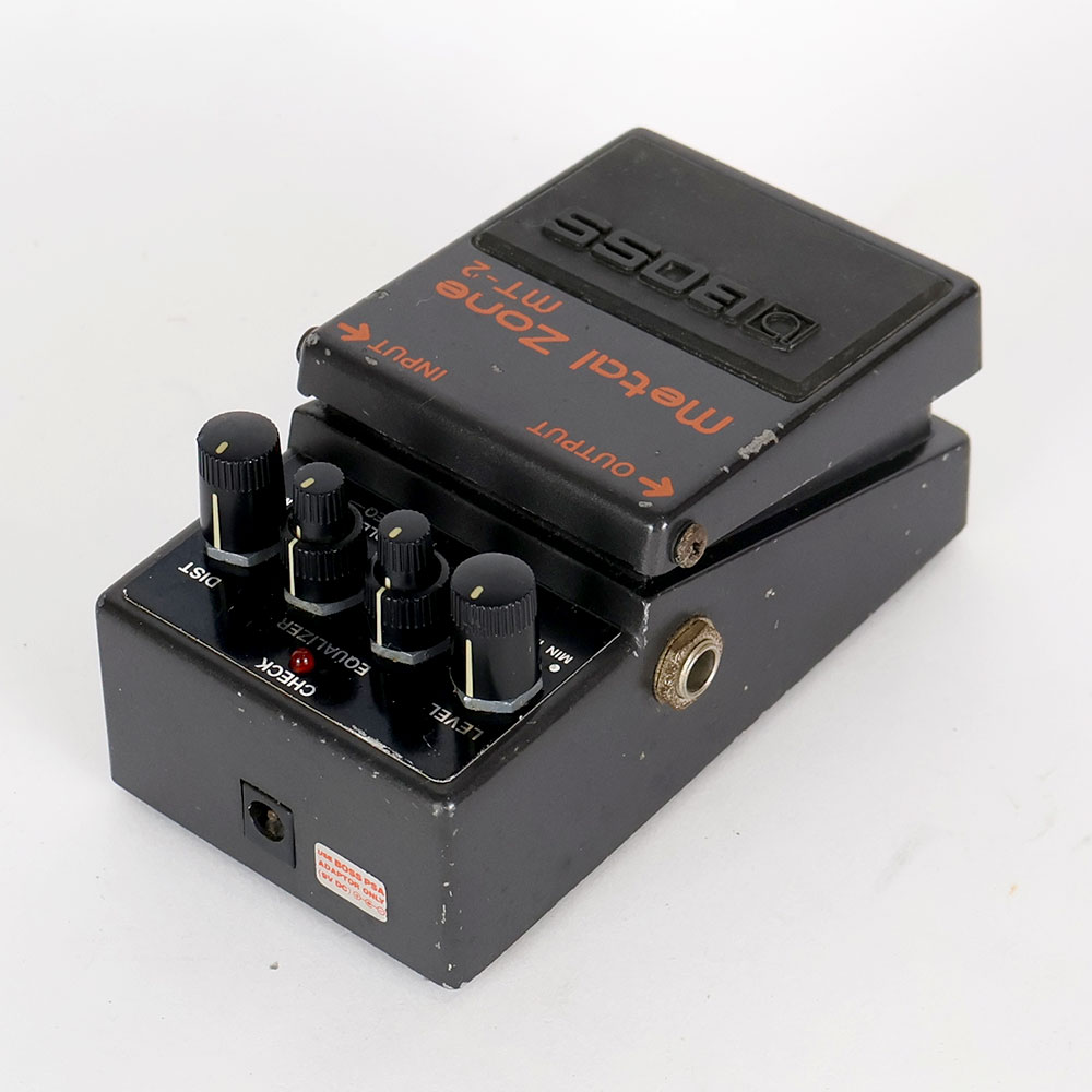 【中古】メタルゾーン エフェクター BOSS MT-2 Metal Zone ボス ギターエフェクター 全体