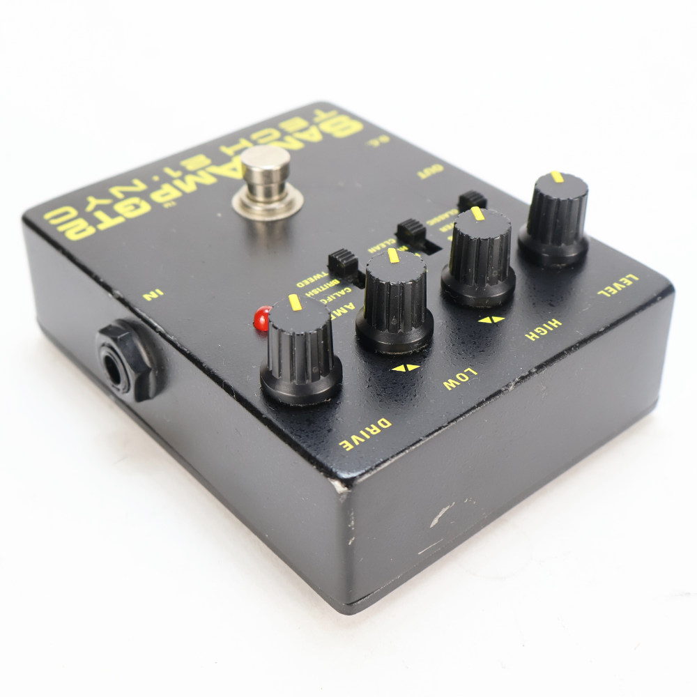 【中古】 TECH21 SansAmp GT2 アンプシミュレーター ギターエフェクター 本体画像 斜め 