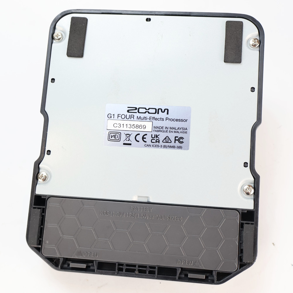 【中古】 ズーム ZOOM G1 FOUR ギターマルチエフェクター 本体画像 裏