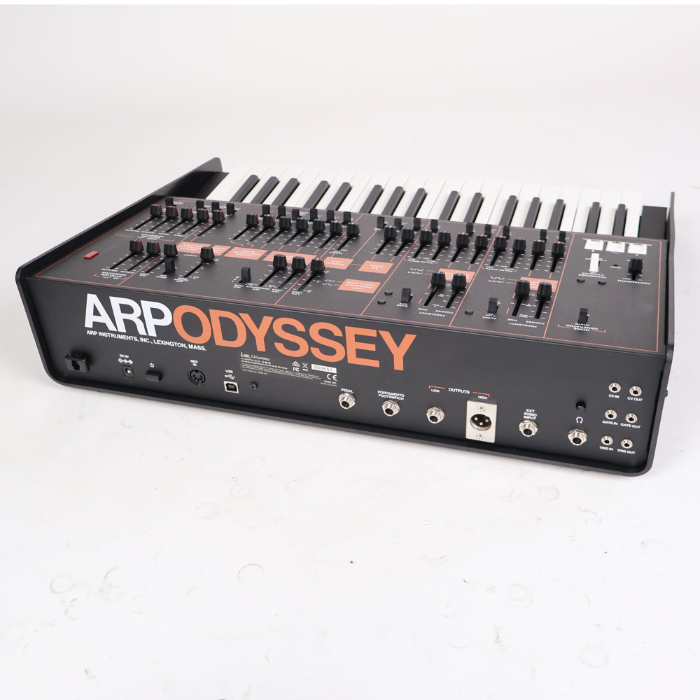 【中古】 シンセサイザー KORG ARP ODYSSEY rev3 側面