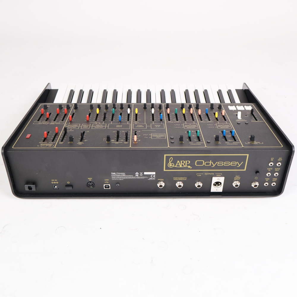 【中古】 シンセサイザー KORG ARP ODYSSEY Rev2 側面