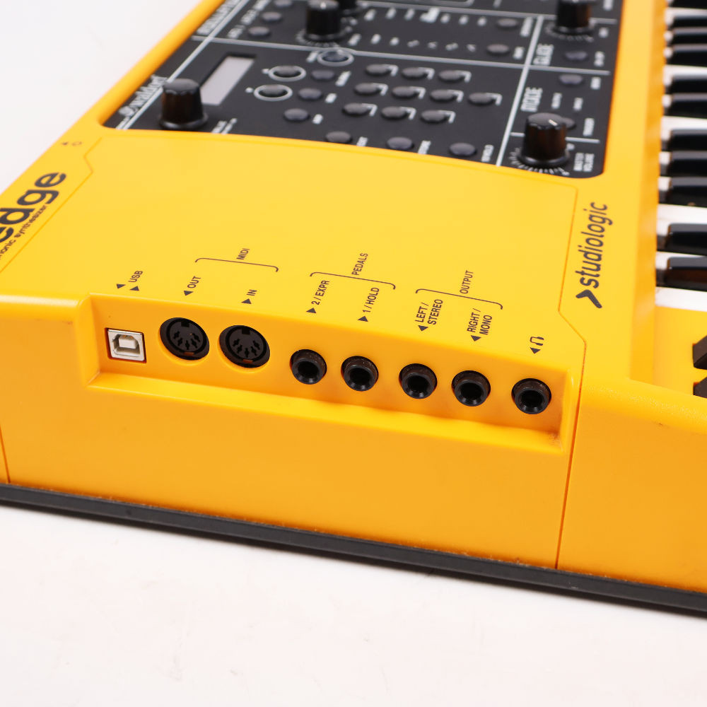 【中古】 シンセサイザー STUDIOLOGIC スタジオロジック sledge 1.4 インサート