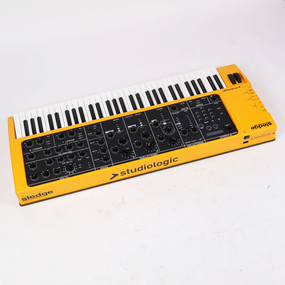 【中古】 シンセサイザー STUDIOLOGIC スタジオロジック sledge 1.4 本体画像