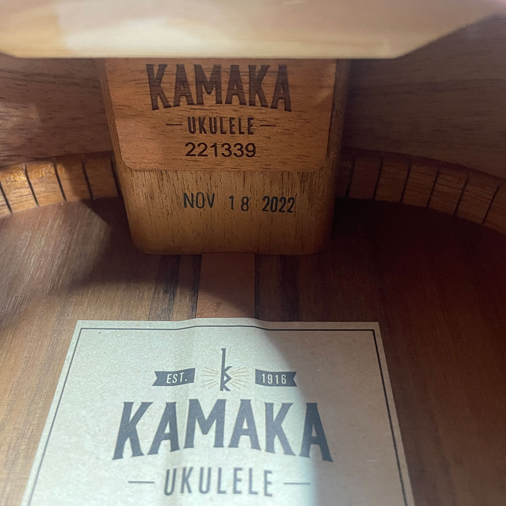 【中古】 ウクレレ KAMAKA HF-3 カマカ テナーウクレレ 2022年製 ハードケース付き MADE IN HAWAII USA 刻印